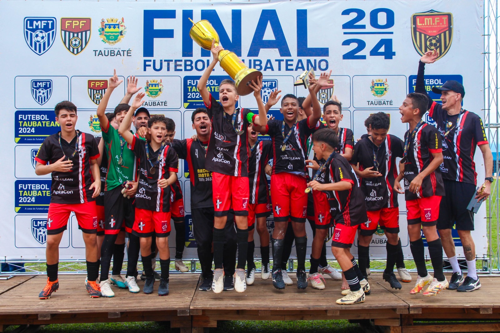 Comemora Vila São Geraldo, Campeão do sub 13